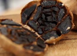 Kömür gibi ama değil, 13 yıl önce Kore'ye gitti hayatı değişti! Dünyanın her yerine gönderiyor