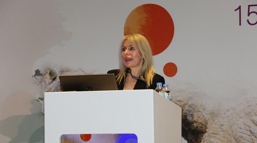 Akdeniz Üniversitesi Rektörü Prof. Dr. Özlenen Özkan: "İlk rahim naklinde nefesimizi tutarak hastayı takip ettik"