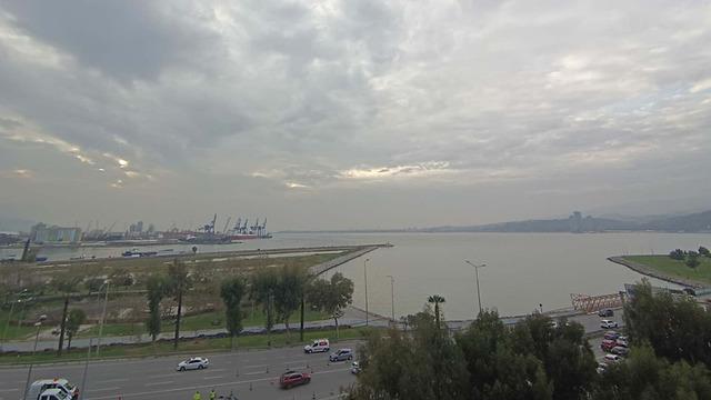 İzmir Körfezi'ndeki kötü koku birçok ilçede etkili oldu! Vatandaşlardan yetkililere çağrı