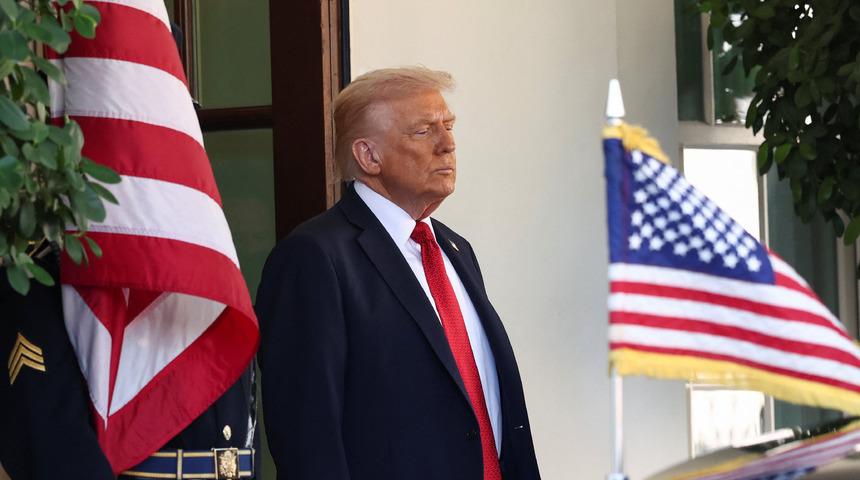 Trump'tan Çin'e tehdit: "Yüzde 150 gümrük tarifesi ödemek zorunda kalırlar, ağır bedeller öderler"