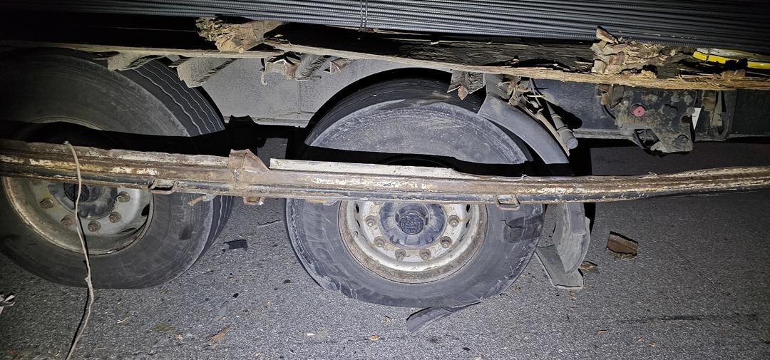 Sakarya da feci olay! Lastiğini değiştirmek isterken hayatını kaybetti 1