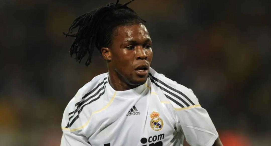 Yolu Kayseri Erciyes formasıyla Türkiye den de geçen Real Madrid li eski futbolcu Royston Drenthe felç geçirdi! Futbol dünyası şokta 1