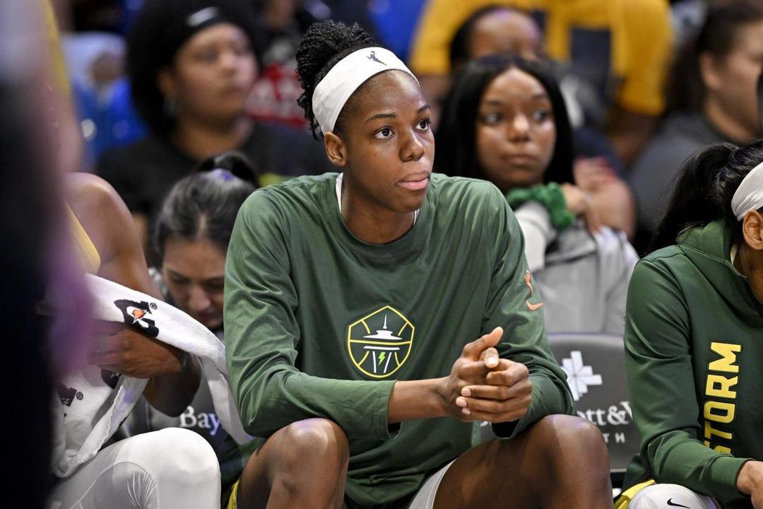 Fenerbahçe Opet te şok ayrılık: Dominique Malonga sözleşmesini tek taraflı feshetti 1