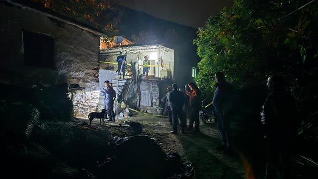 İzmir'de aile faciası! Oğlunu katletti, eşi hayatta kalma savaşı veriyor