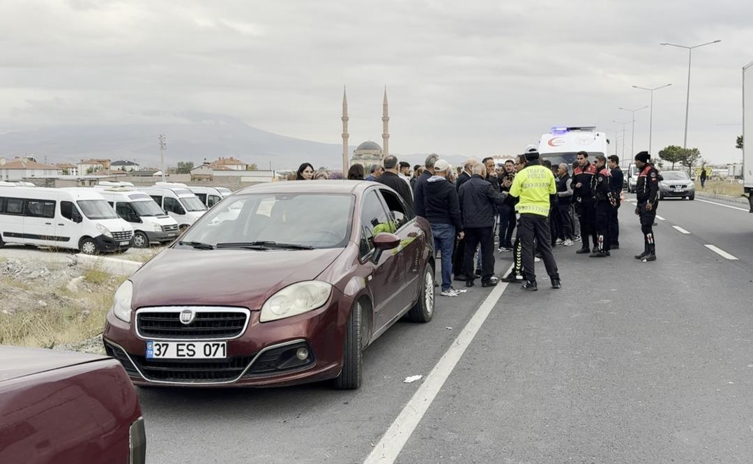 Polis cenazesi konvoyuna saldırı! 4 araçla gelip dehşet saçtılar: Çok sayıda yaralı 7