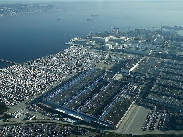 Türkiye'den 9 ayda yaklaşık 4,8 milyar dolarlık ticari araç ihraç edildi