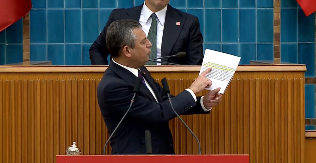 Son dakika | Eski İYİ Partili Ümit Dikbayır CHP de! Özgür Özel den Cumhurbaşkanı Erdoğan a "Gel de savun" daveti 4