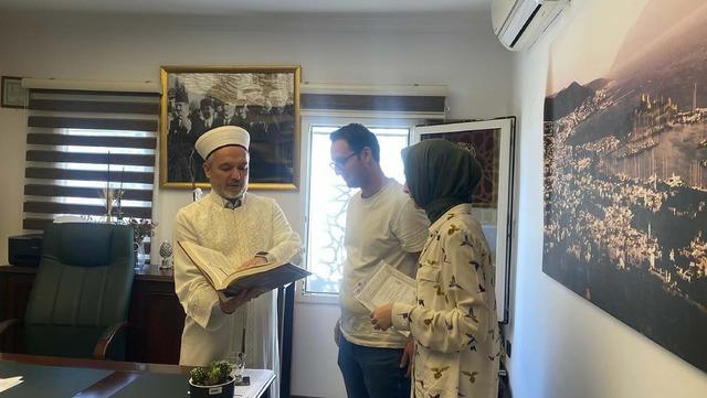 Ukrayna vatandaşı Khrystyna, Müslüman olup  Kevser  ismini aldı 1