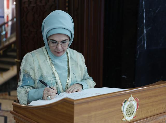 Emine Erdoğan, Al-Salam Sarayı Müzesi’ni ziyaret etti 11