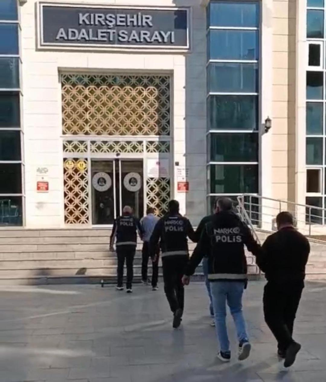 Kırşehir de uyuşturucu operasyonu: 3 kişi tutuklandı 2