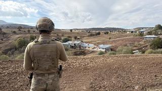 Jandarmanın teslim ol çağrısına ateşle karşılık veren katil zanlısı vurularak etkisiz hale getirildi