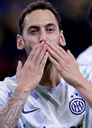 Hakan Çalhanoğlu da boş geçmedi! Inter Şampiyonlar Ligi'nde Galatasaray'ın rakibine gol oldu yağdı 