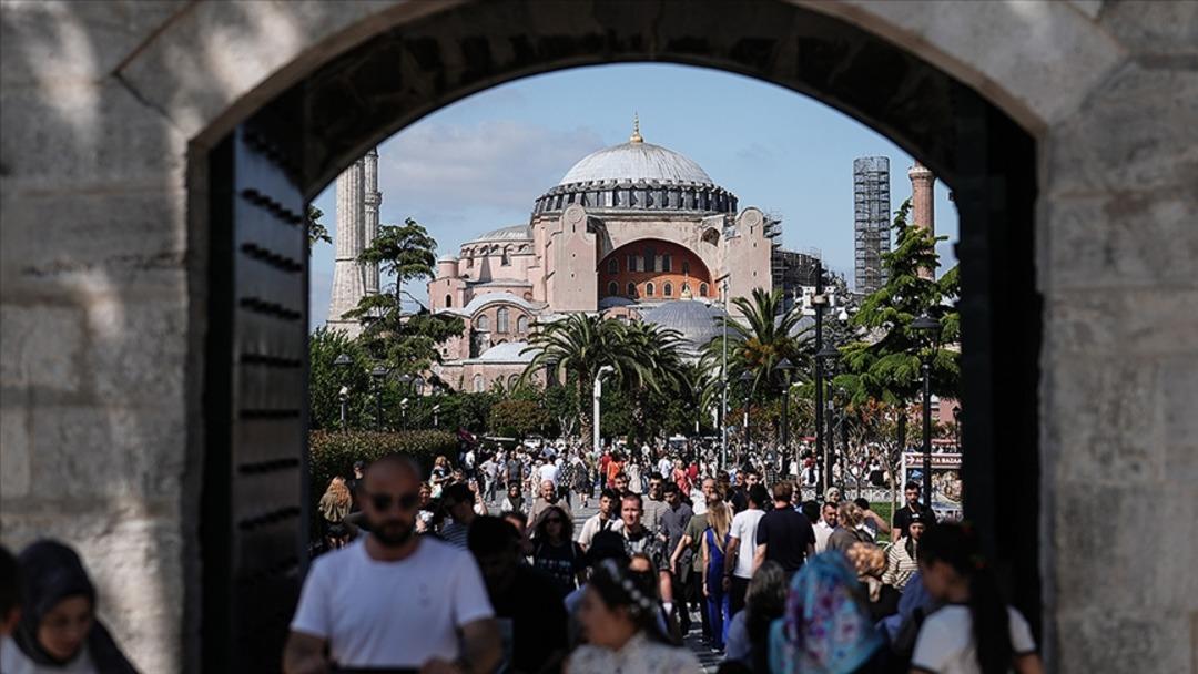 TÜİK turizm verilerini açıkladı!  Yerli turist azaldı, harcamalar arttı: En çok akrabalarda kaldık 2