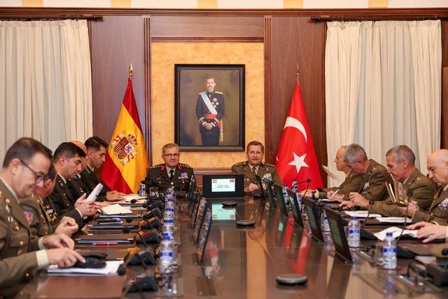 Kara Kuvvetleri Komutanı Orgeneral Tokel, İspanyol mevkidaşı Berea ile görüştü 2