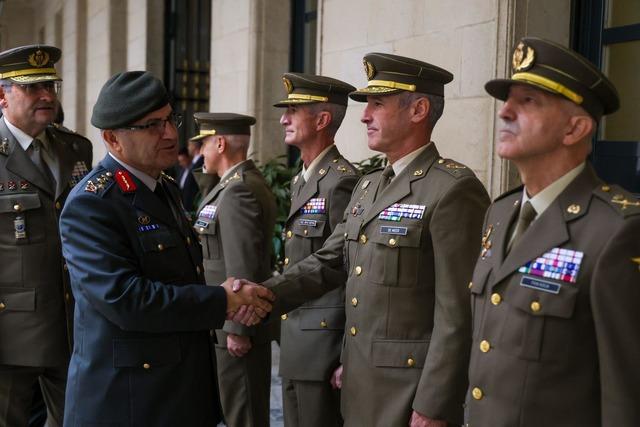 Kara Kuvvetleri Komutanı Orgeneral Tokel, İspanyol mevkidaşı Berea ile görüştü 1