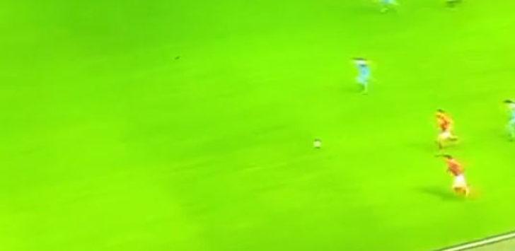 Bütün stat gördü, Burak görmedi! G1