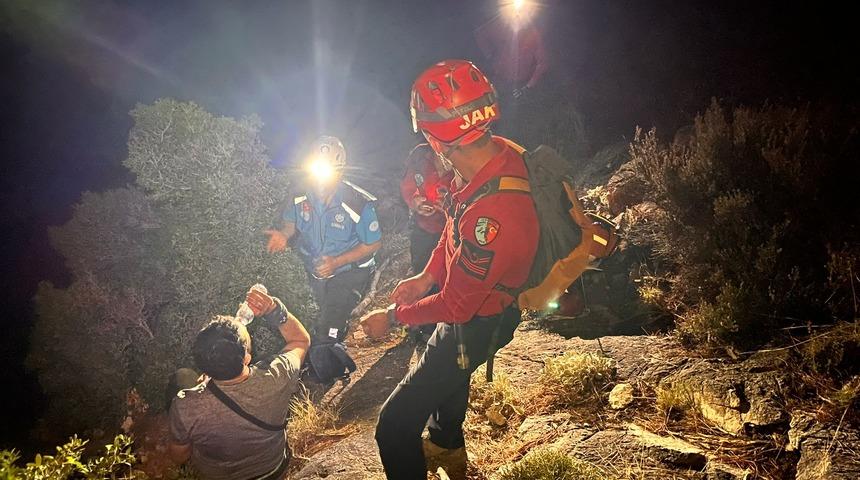 Yer: Fethiye! Doğa yürüyüşü yaparken kayalığa düştü... O kişi kurtarıldı
