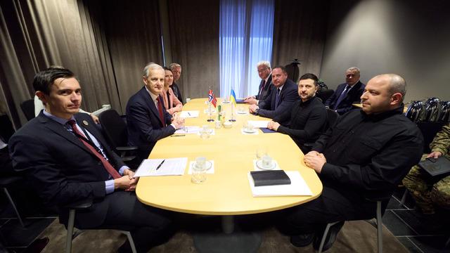 Zelenskiy: Norveç’ten 150 milyon dolarlık enerji desteği aldık