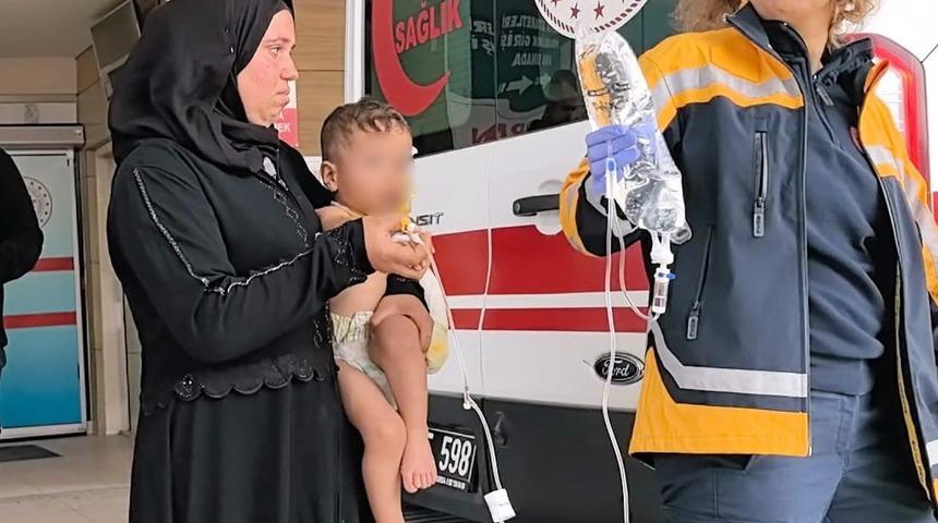 Oyun oynarken ateşe düşen çocuk ağır yaralandı