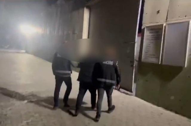 21 yıl 8 ay hapis cezası ile aranan firari yakalandı 1