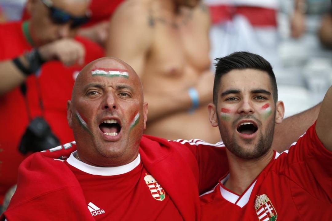 Macaristan - Bel&ccedil;ika taraftarlar