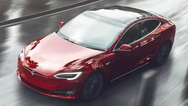 Tesla, yaklaşık 13 bin aracını geri çağırıyor