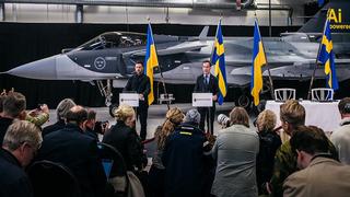 Ukrayna, İsveç’ten Gripen savaş uçağı filosu alacak