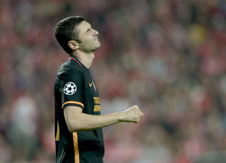 Burak Yılmaz'dan beklenmedik karar G4