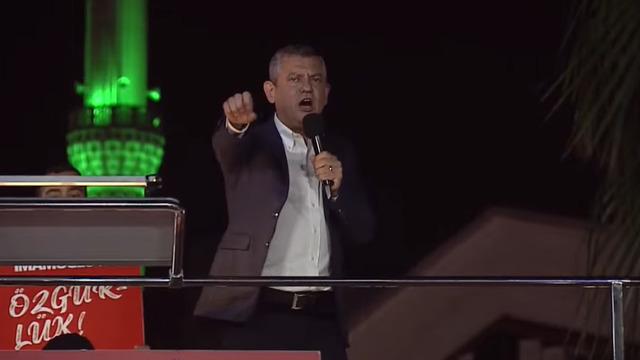 CHP Genel Başkanı Özgür Özel: Dört rezaleti açıklıyorum: Asfalt ihalesi, 185 milyon TL'lik kamu zararı, memurların sürülmesi, savcılığa yalan beyan! 