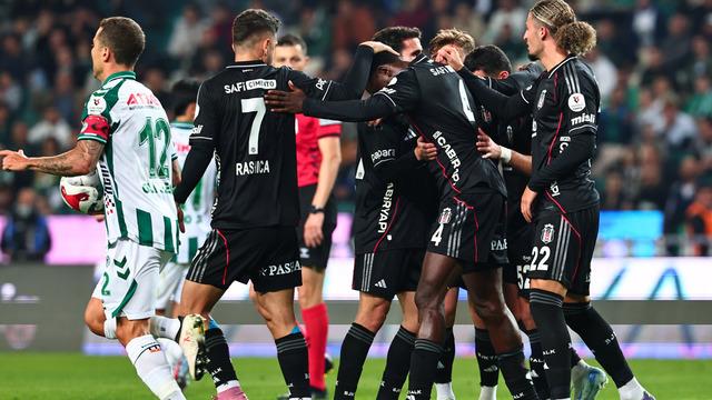 Beşiktaş, Konyaspor deplasmanından 3 puanla dönerek kendine geldi!