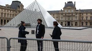Louvre Müzesi Müdürü Cars: Büyük bir başarısızlık yaşadık ve bunun sorumluluğunu kabul ediyorum