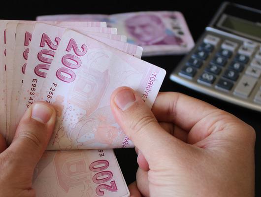 Kanun teklifi komisyonda kabul edildi! Vergi paketi Meclis'te: Emlak, araç alım satımı, emeklilik...