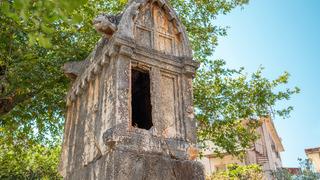 2 bin yıllık lahit açıldı! Uzmanlar içinden çıkanı görünce şaşkına uğradı