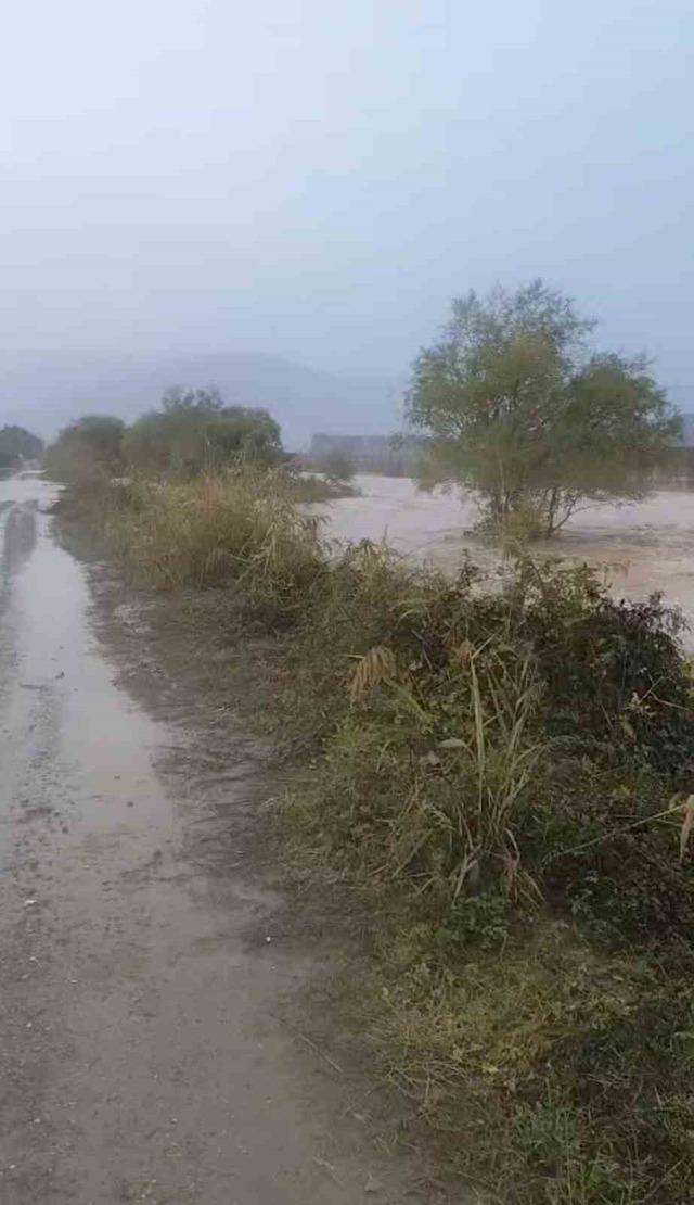 Göçkeada’da sel; tarım arazileri sular altında kaldı 2