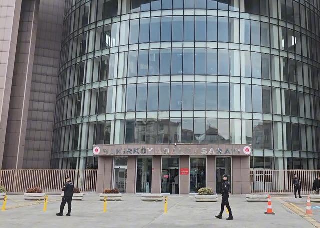 Mahkeme salonunu karıştıran sözler! Yenidoğan çetesi davasında gerginlik çıktı... Savcı Yavuz Engin: "Devlet kumpas kurmaz, haddini bil" 9