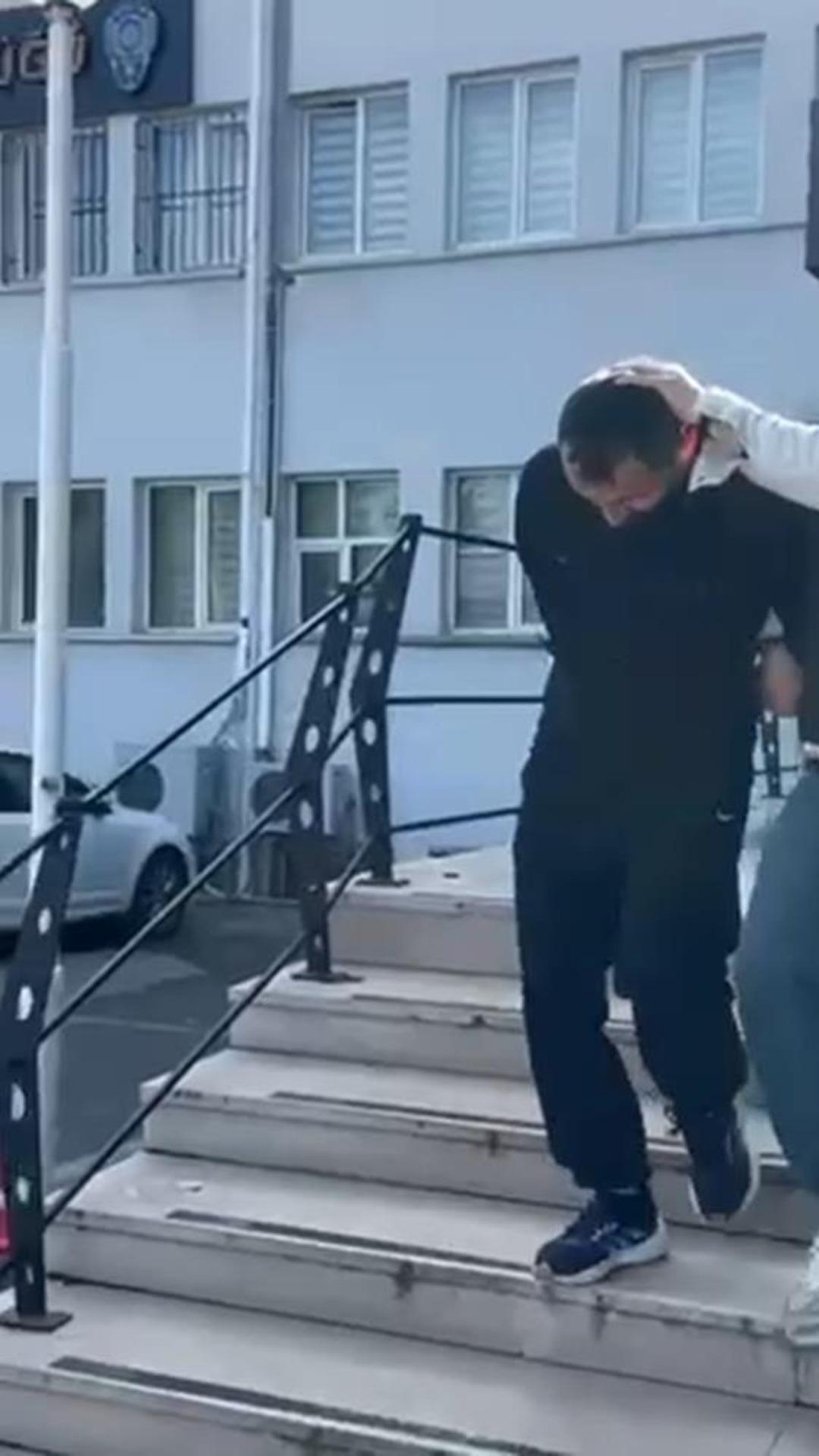 Bursa’da 84 yıl 6 ay kesinleşmiş hapis cezası bulunan hırsızlık hükümlüsü yakalandı 1