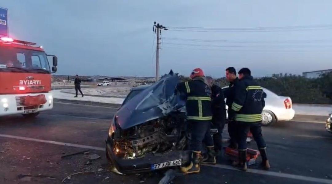 Gaziantep’te 5 aracın karıştığı zincirleme kaza: 3 yaralı 1
