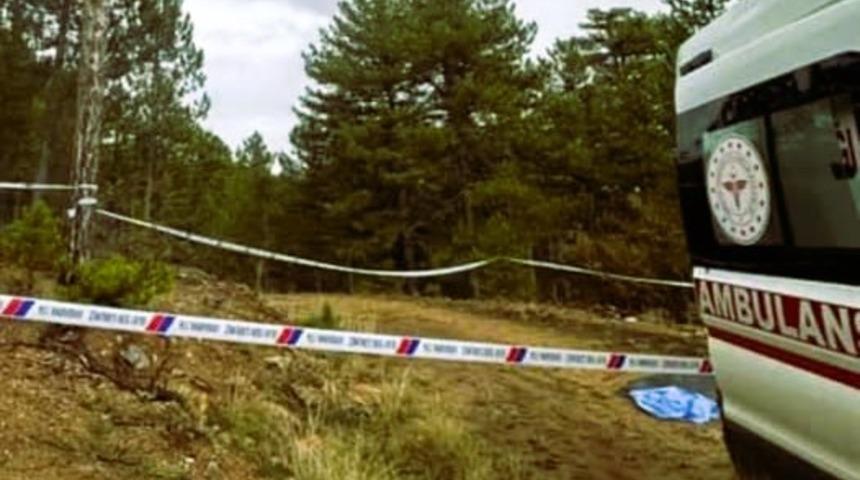 Çıntar toplamak için gittiği ormanda ölü olarak bulundu