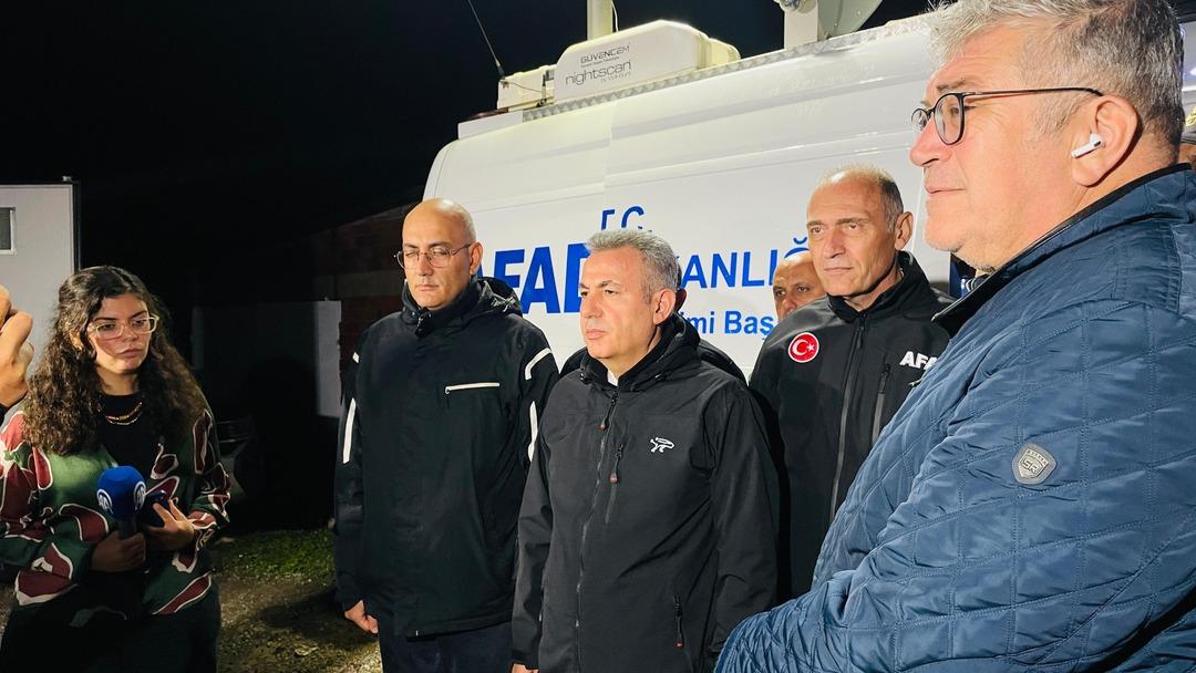 Foça daki selde acı detay: Kızıyla konuşurken sel sularına kapıldı! 4