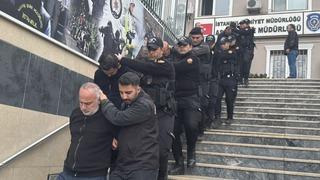 İstanbul merkezli 12 ilde change araç operasyonu! 74 zanlı yakalandı