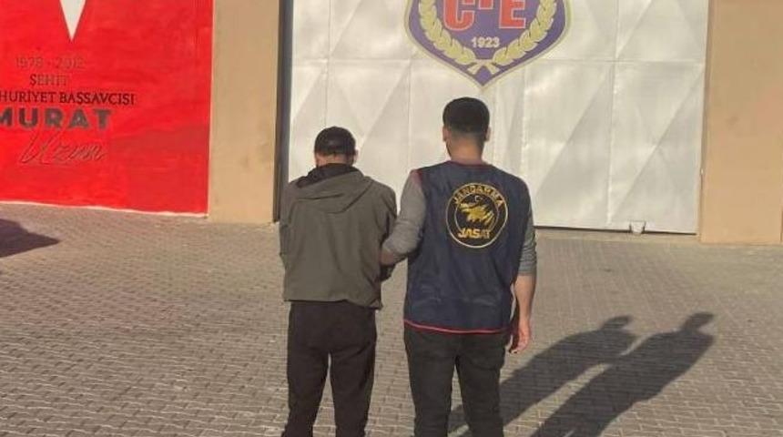 Kesinleşmiş 6 yıl hapis cezası bulunuyor: Çorum'dan saklanmak için gittiği Kırşehir'de yakalandı