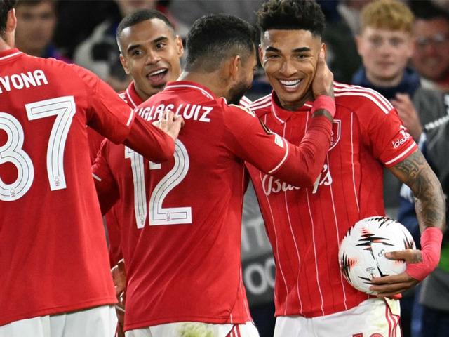 Nottingham Forest Porto'yu devirdi!