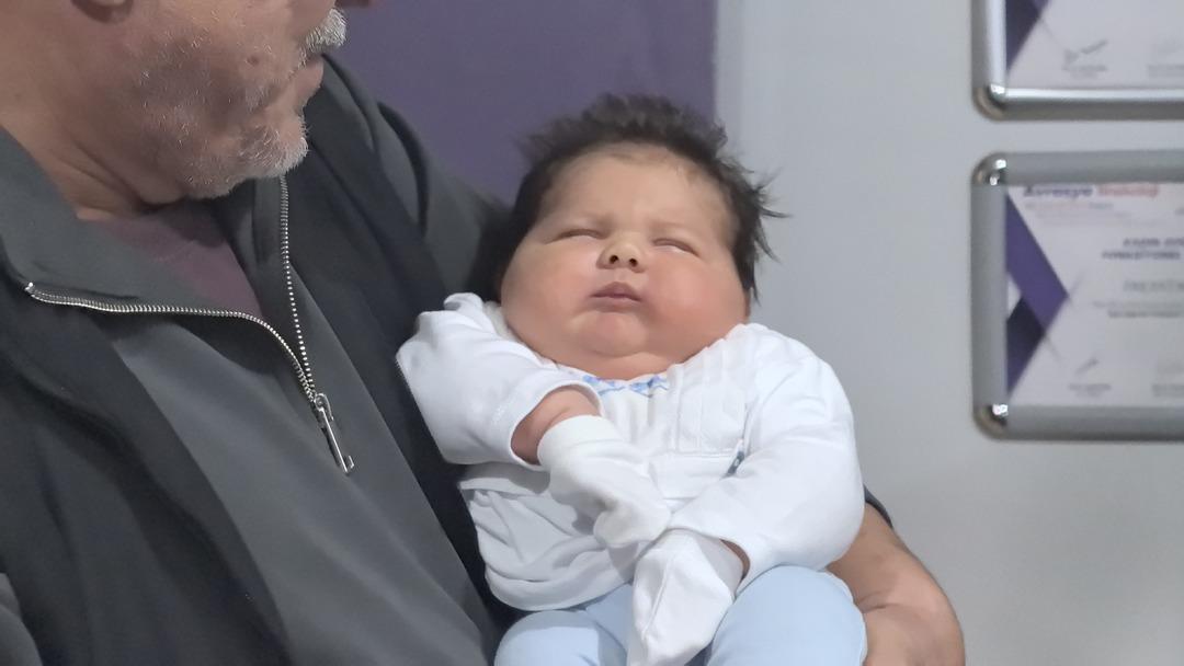 Türkiye deki en büyük bebek: 6 kilo 150 gram doğdu! Avrupa yı geride bıraktı: "Literatüre girmeye aday bir bebek" 2