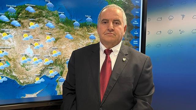 Meteoroloji uyardı! İstanbul'a yağış o gün yeniden dönecek