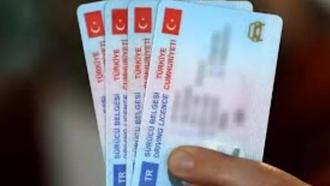 Eski tip ehliyeti değiştirmek için son hafta! Yenilenmezse geçersiz sayılacak 1