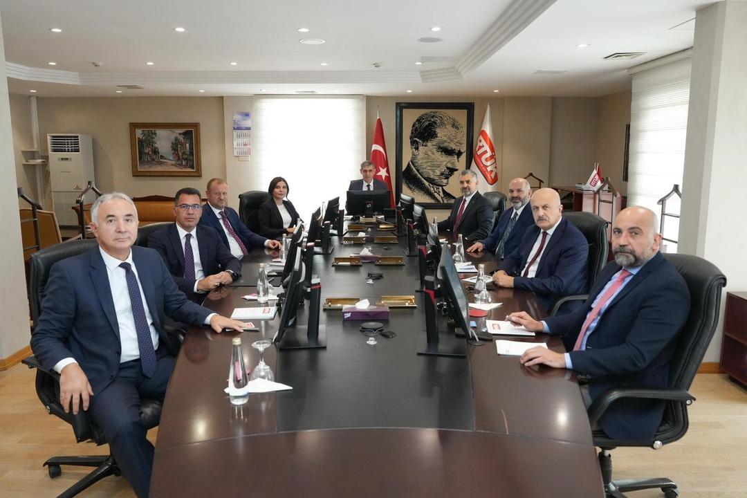 KAP a bildirildi! Türk Telekom un Genel Müdürü Ebubekir Şahin oldu 2