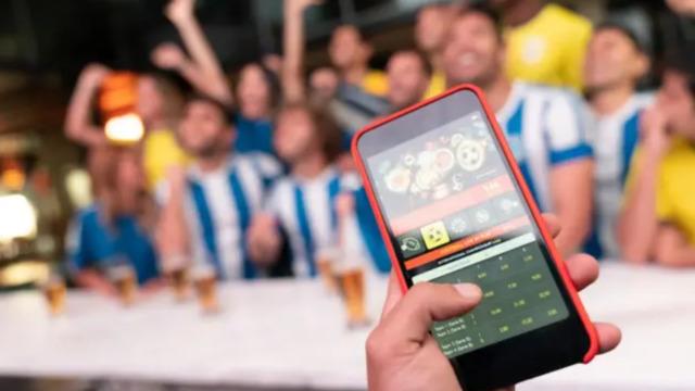 Spor dünyasında bir bahis skandalı daha! Heat'in yıldızı Terry Rozier ve Portland Trail Blazers koçu Chauncey Billups tutuklandı