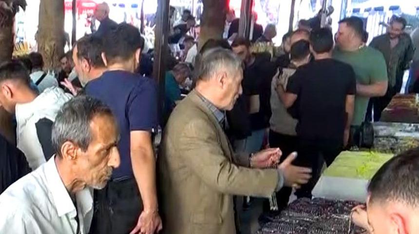 Her ay 3 gün sürüyor! Her yerden sadece bunun için geliyorlar, 10 bin TL olan bile var