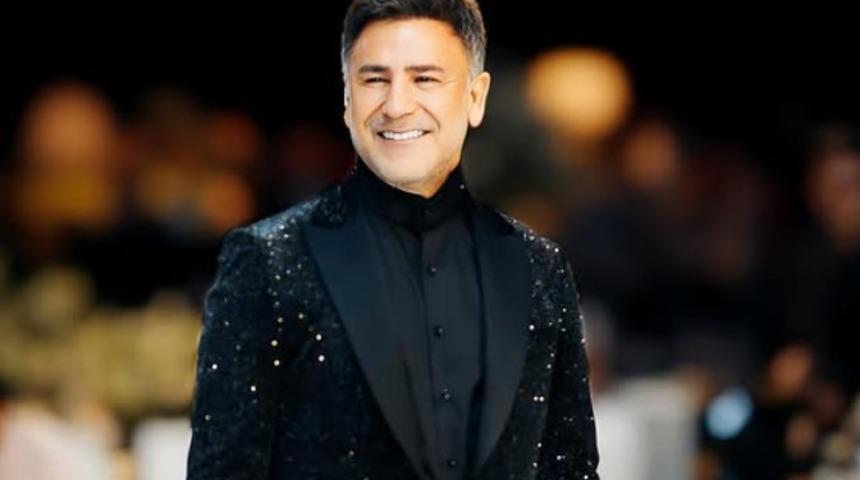 9 &ccedil;ocuk babası İzzet Yıldızhan'ın sır gibi sakladığı eşi ortaya &ccedil;ıktı! Herkes aynı yorumu yaptı! 'Şanslı adam' 