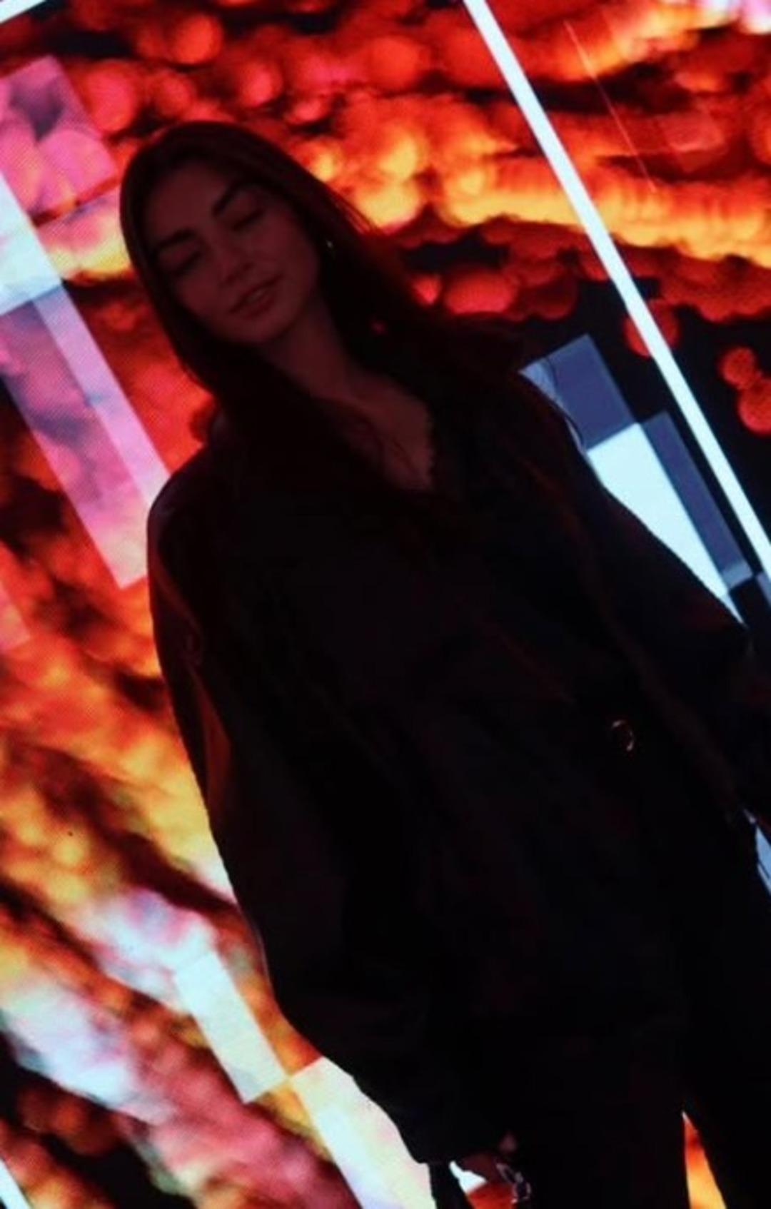 özge 4 özge 4